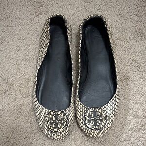 Tory Burch Women's Black and White Patterned Flats